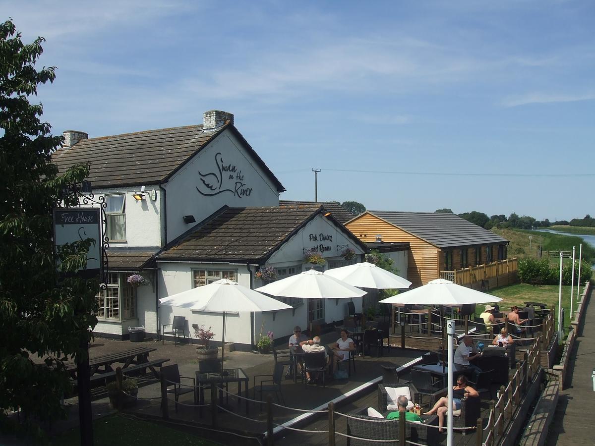 The Swan On The River Ely Exterior photo